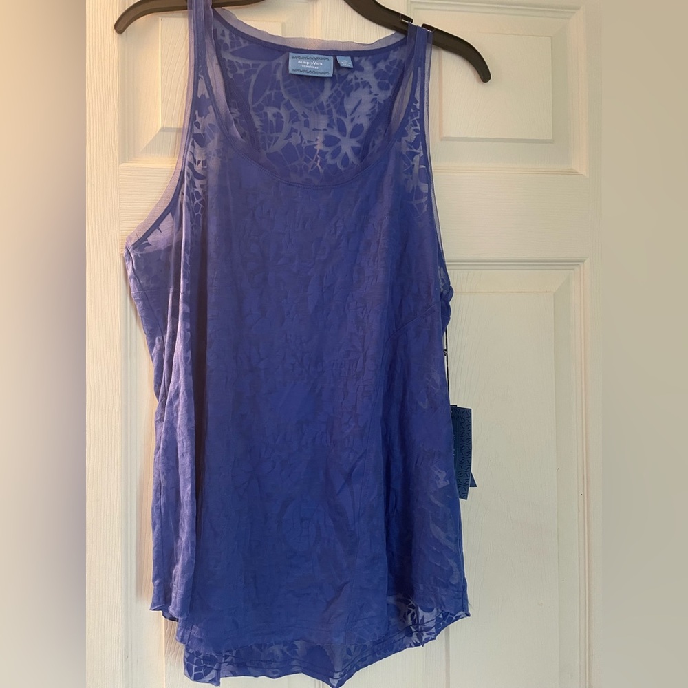 Simply Vera top